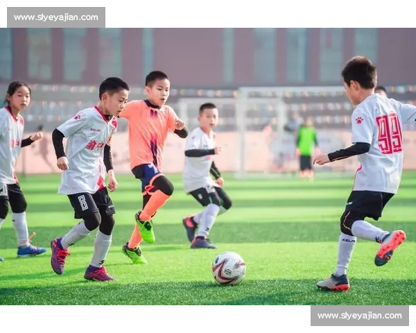 实时观看全球足球赛事精彩瞬间尽享在线直播体验新玩法 - 副本 - 副本 实时观看全球足球赛事精彩瞬间尽享在线直播体验新玩法 - 副本 - 副本